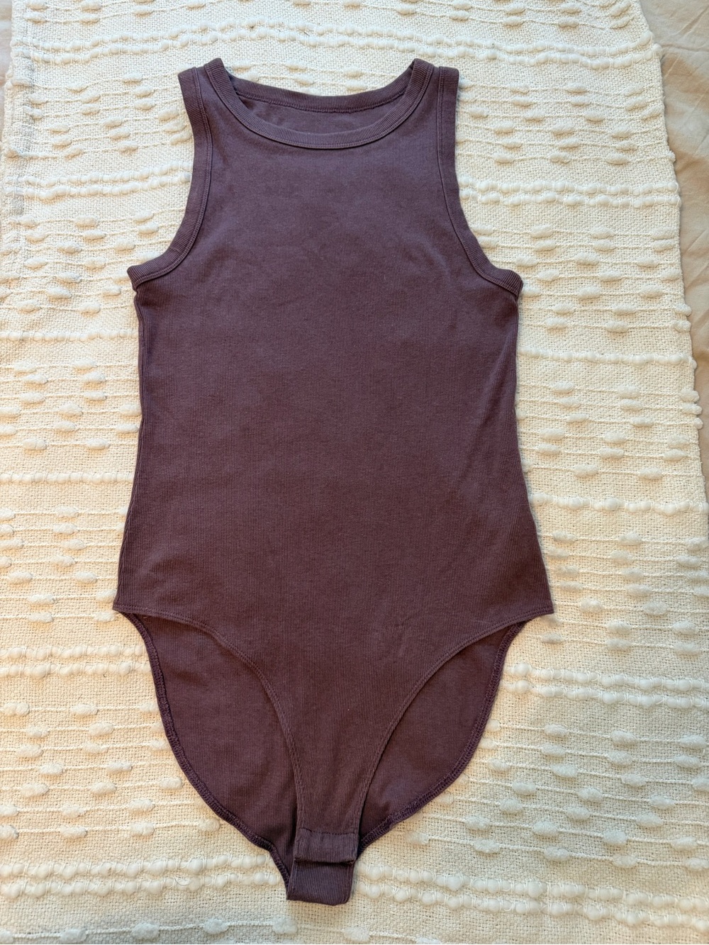 A new day high neck ribbed bodysuit in maroon - L